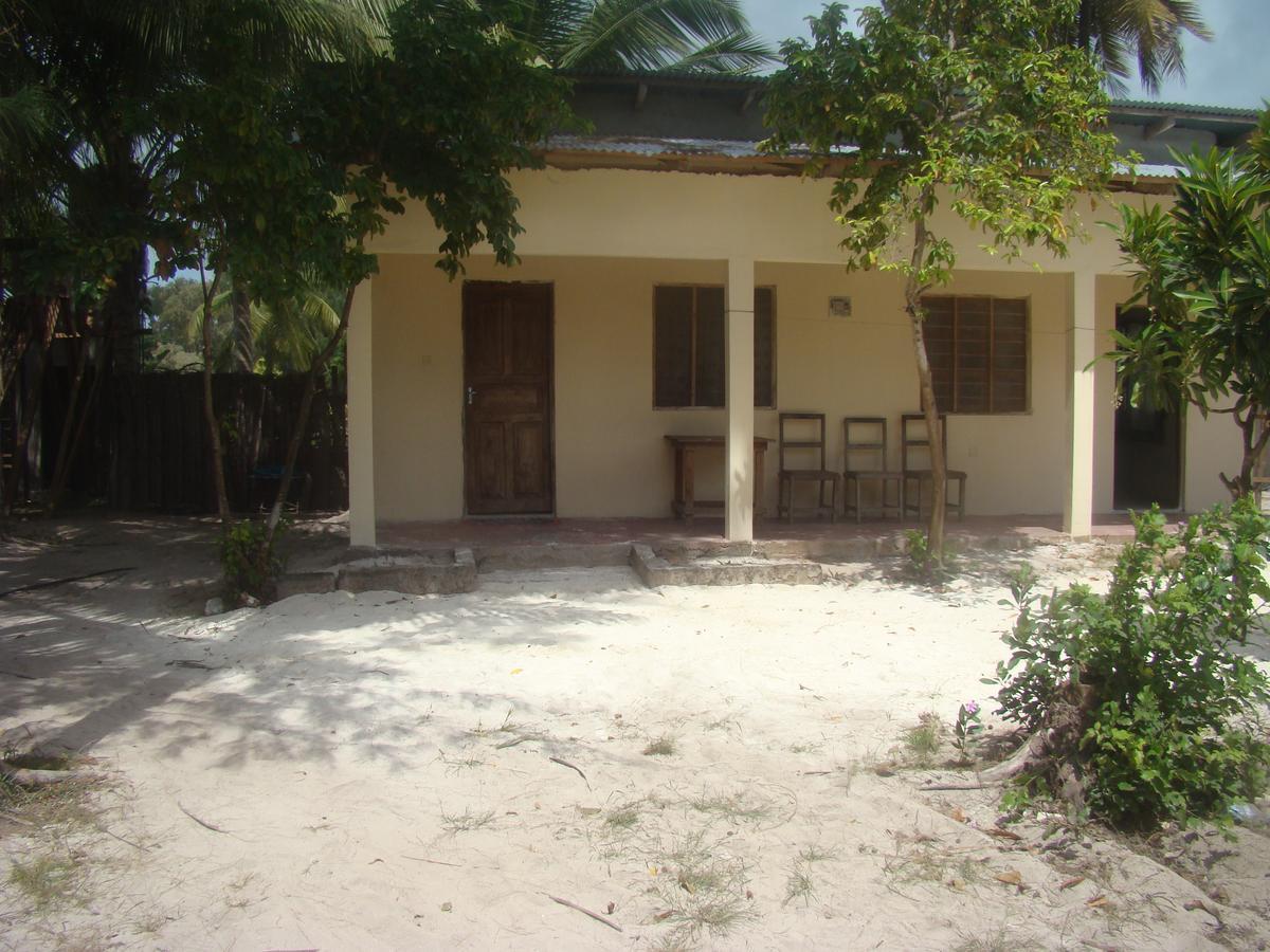 Bed & Breakfast Jambo Brother & Food